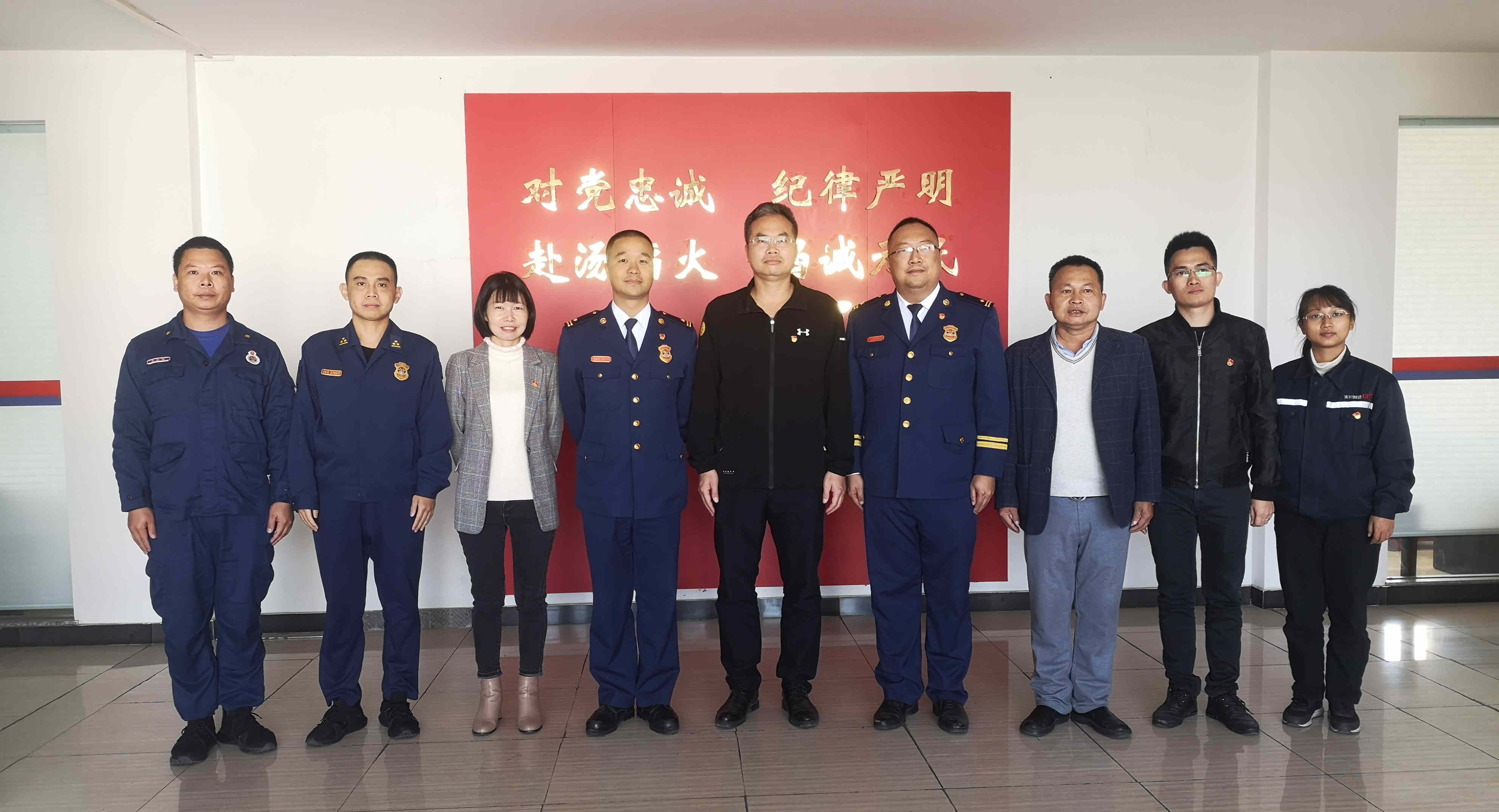 c06692d27568b60272975019cde44d9_副本.jpg