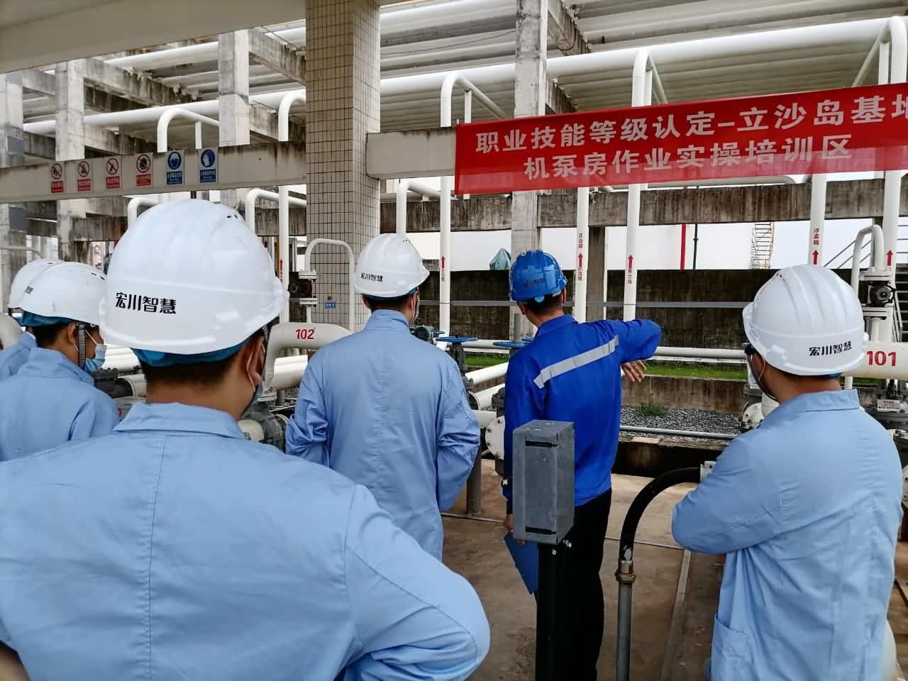 3bc2c2796e8a99266eda4f6c044557d7_副本.jpg